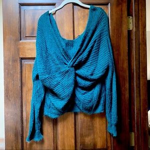 Lightweight Cross-back Knitted Sweater